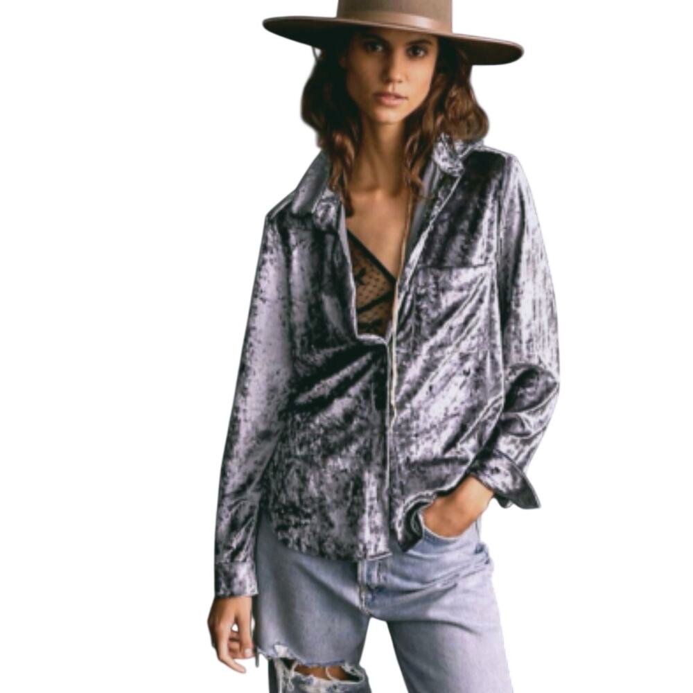 ANTHROPOLOGIE AMADI Women’s Silver Crushed Velvet Long Sleeve Top